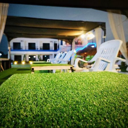 Wixky Hotel Nong Khai Exteriör bild