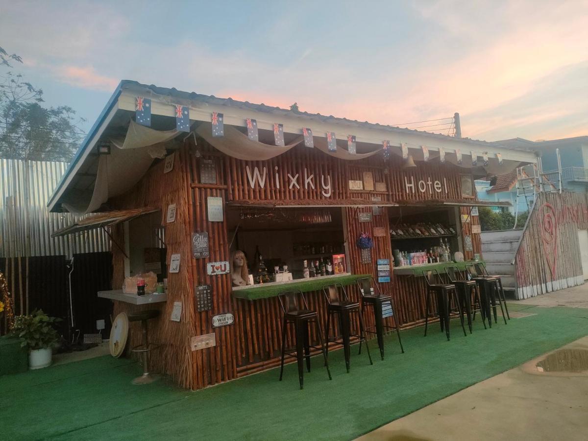Wixky Hotel Nong Khai Exteriör bild
