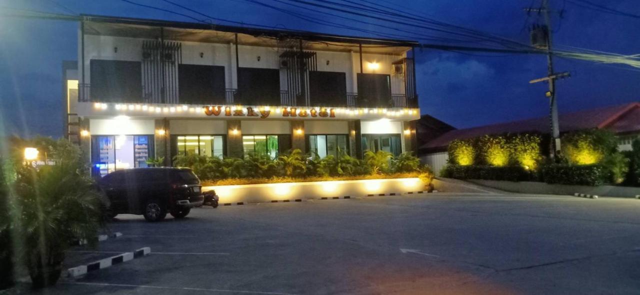 Wixky Hotel Nong Khai Exteriör bild