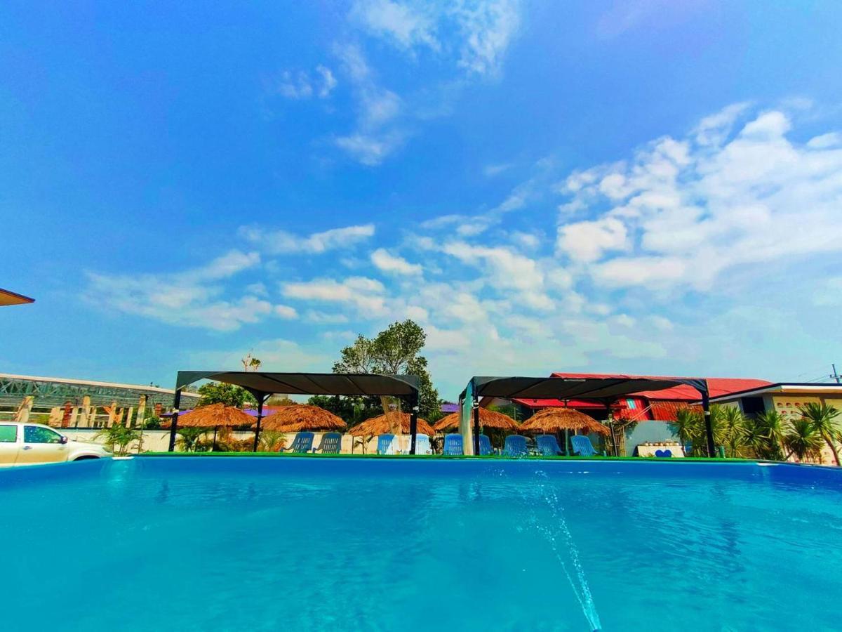 Wixky Hotel Nong Khai Exteriör bild