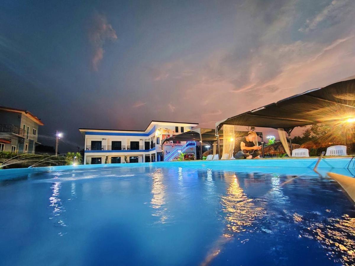 Wixky Hotel Nong Khai Exteriör bild