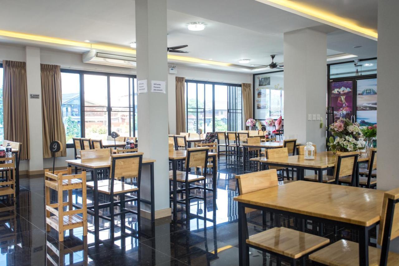 Wixky Hotel Nong Khai Exteriör bild